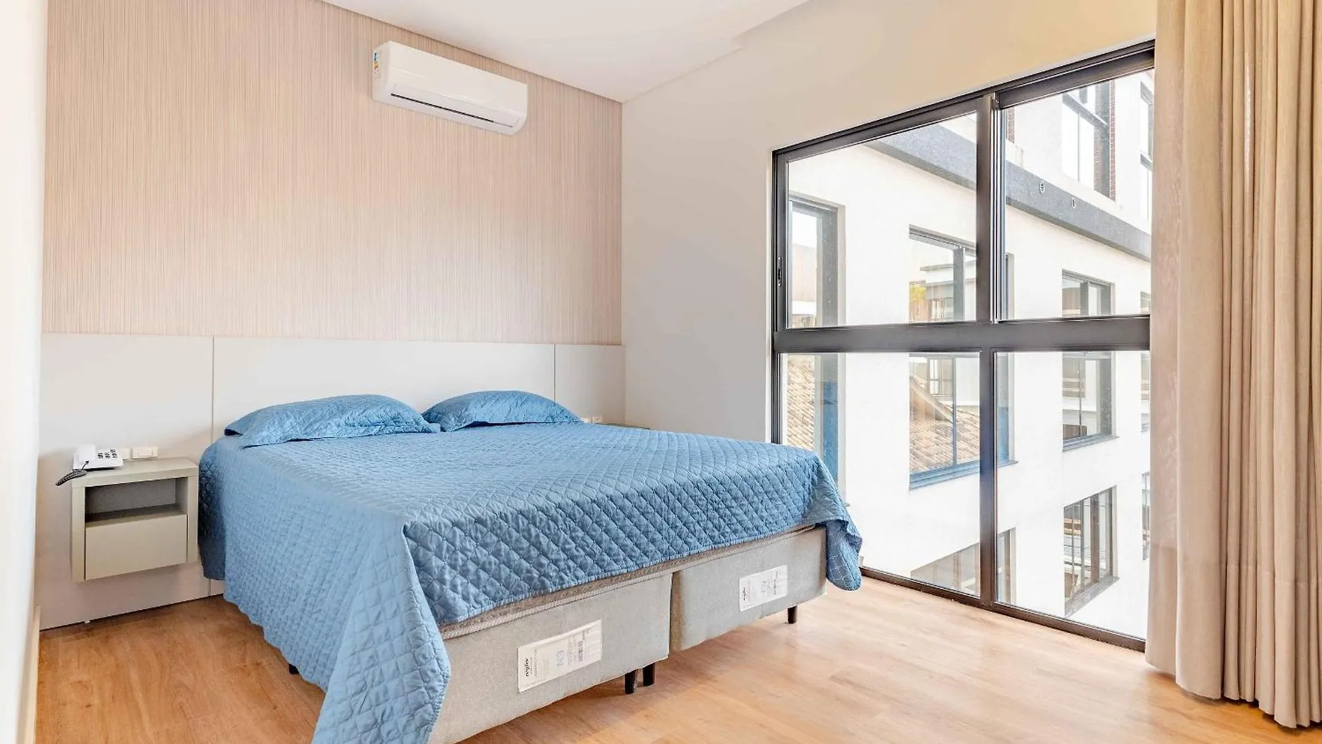 Elegancia E Conforto Em Suite A 120 Metros Da Praia De Bombinhas Ξενοδοχείο